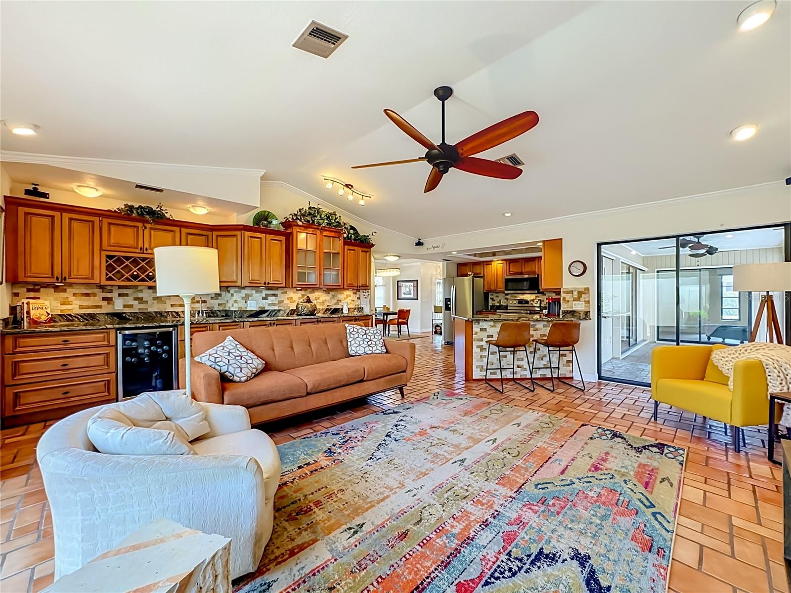 MEADOW RUN AT JACARANDA - Residential