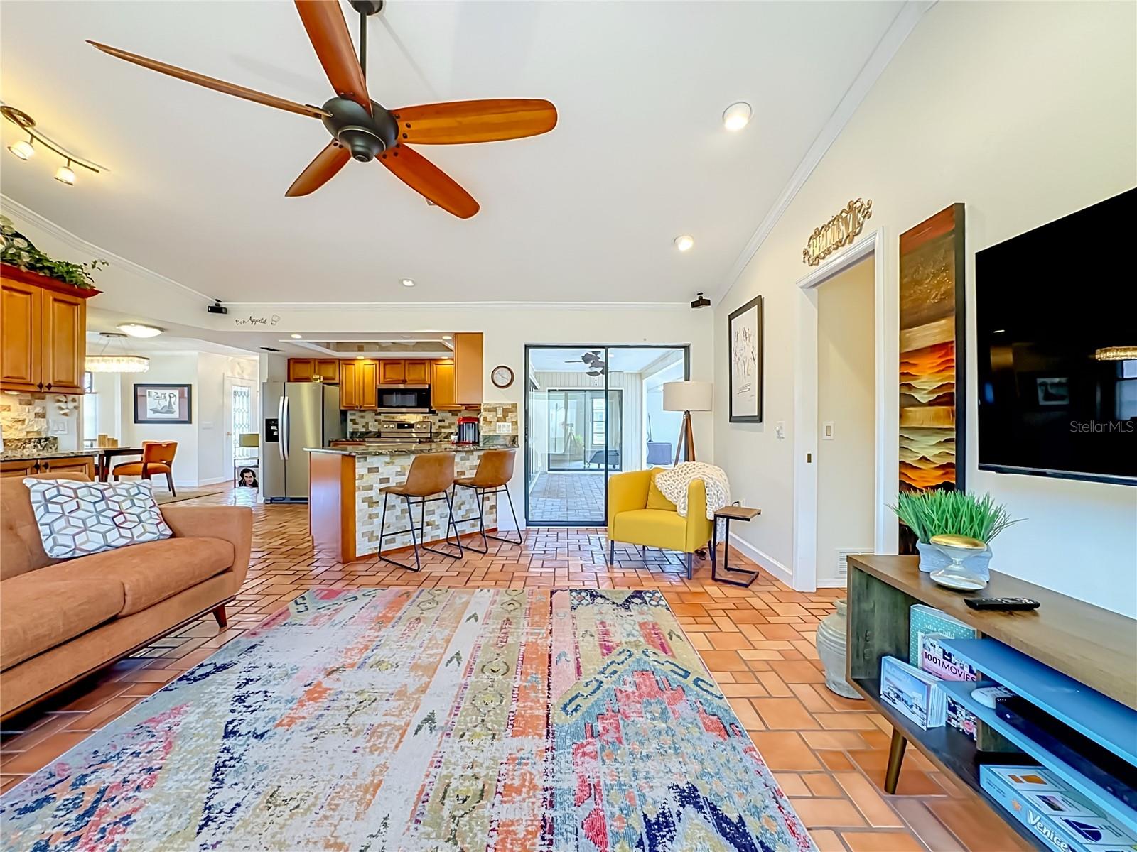 MEADOW RUN AT JACARANDA - Residential