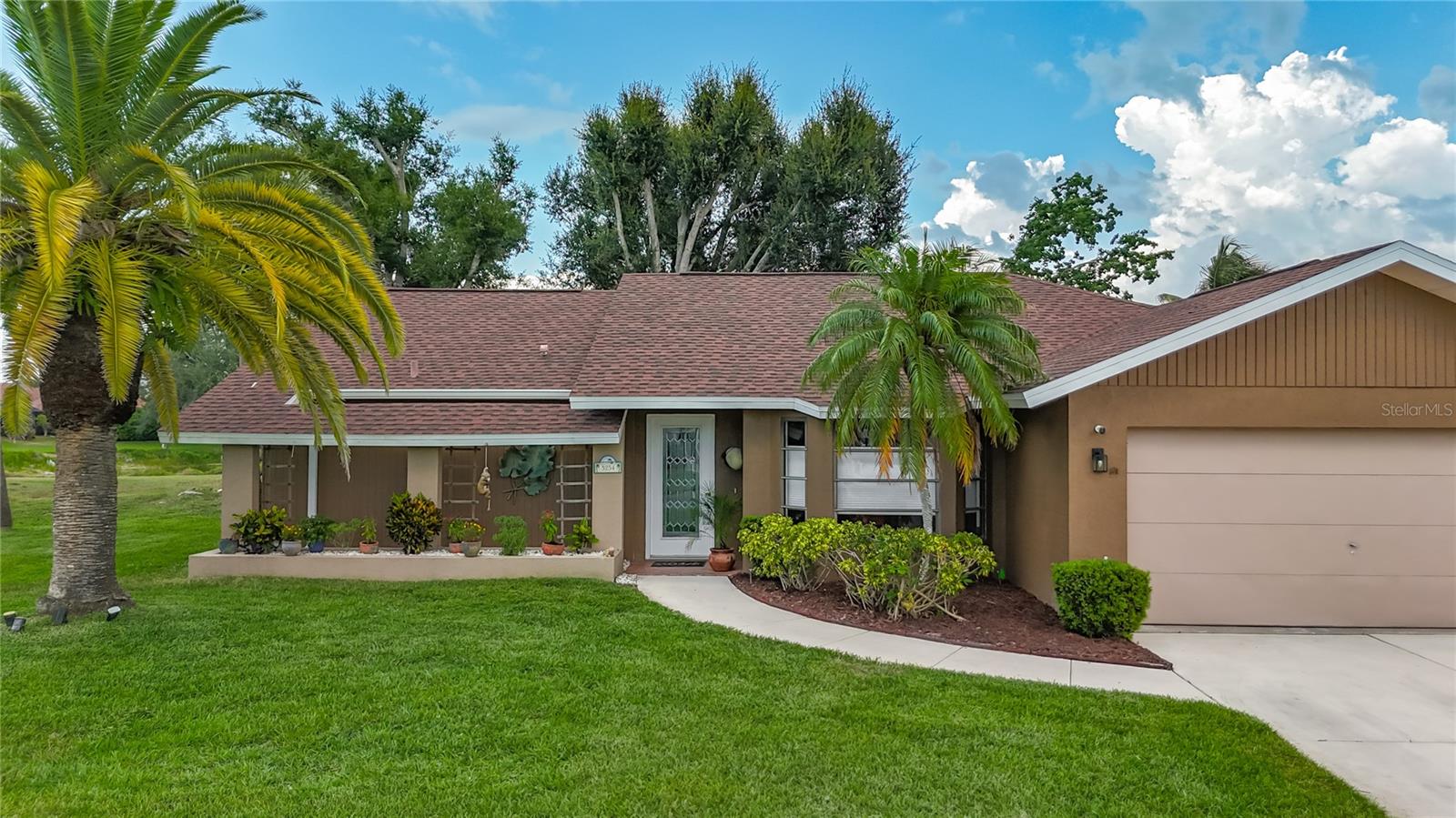 MEADOW RUN AT JACARANDA - Residential
