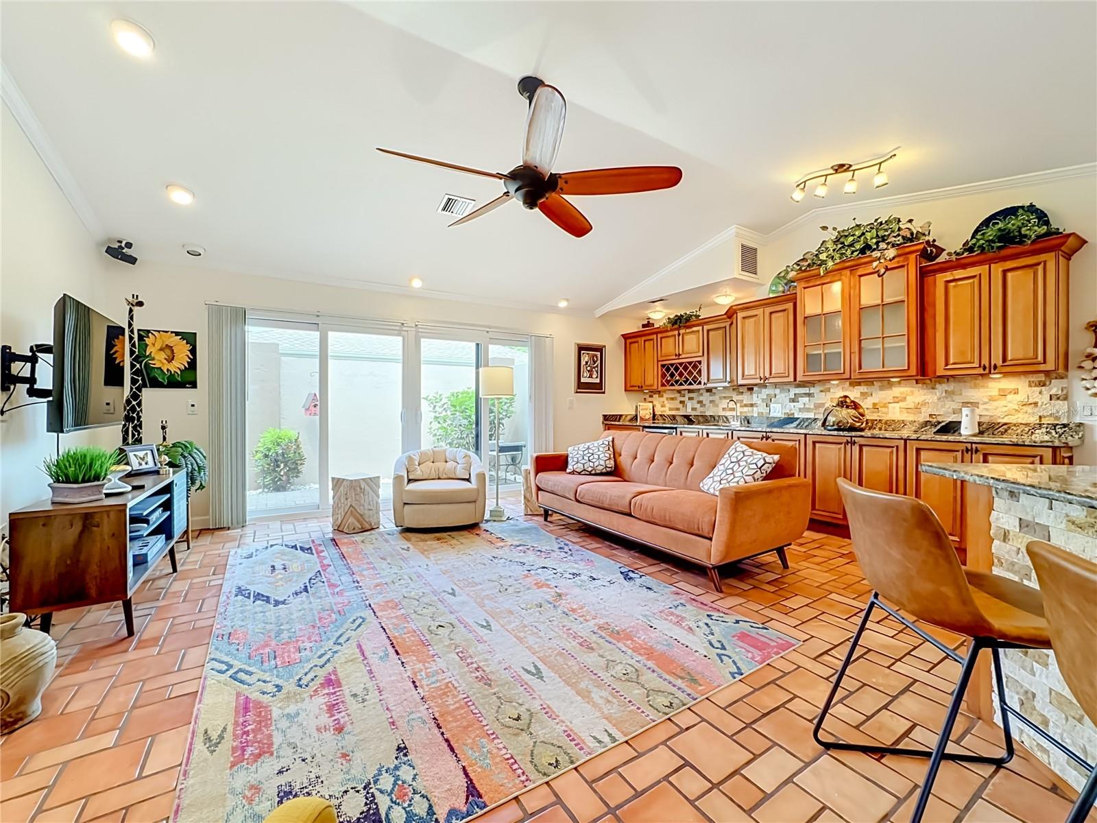 MEADOW RUN AT JACARANDA - Residential