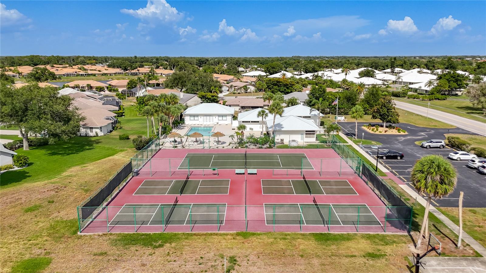 MEADOW RUN AT JACARANDA - Residential