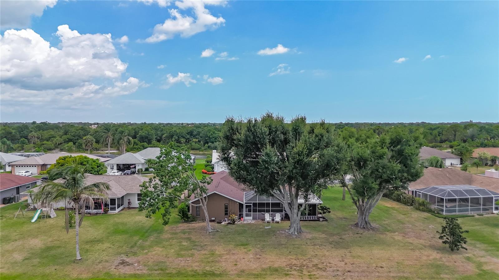MEADOW RUN AT JACARANDA - Residential