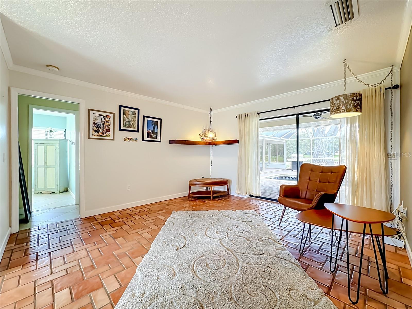 MEADOW RUN AT JACARANDA - Residential