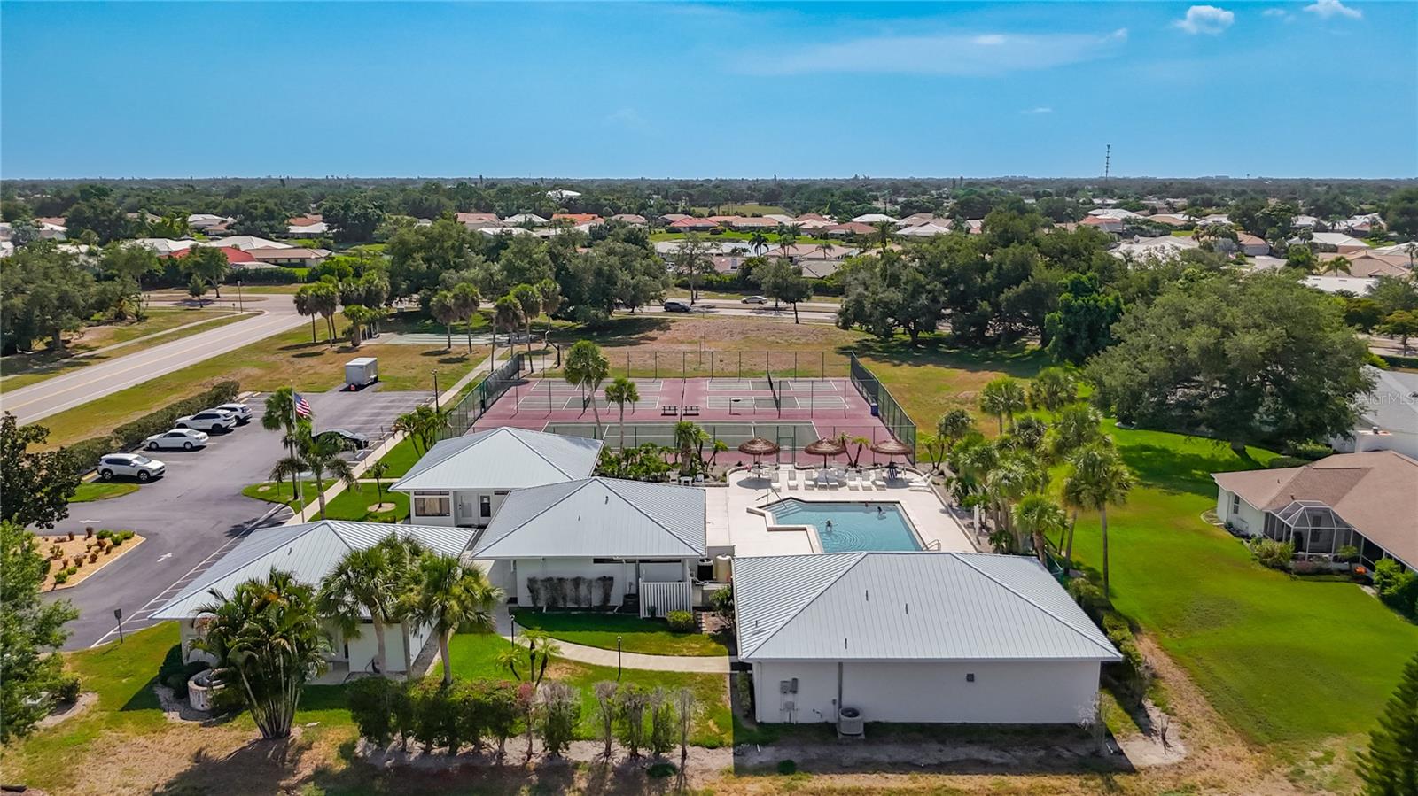 MEADOW RUN AT JACARANDA - Residential