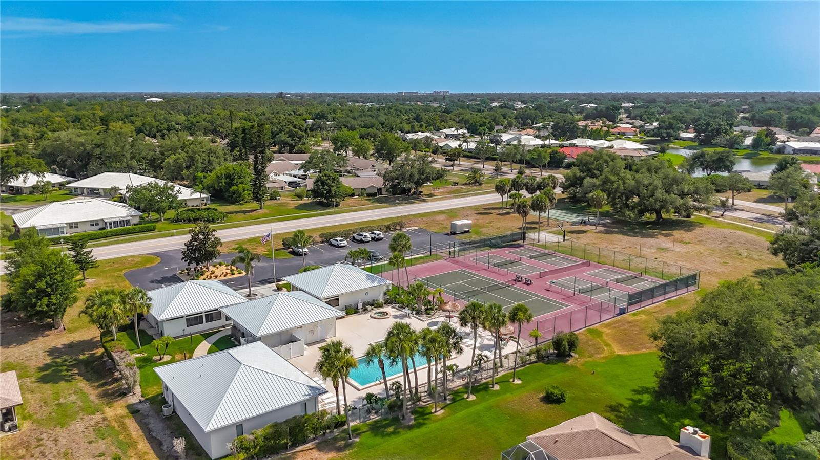 MEADOW RUN AT JACARANDA - Residential