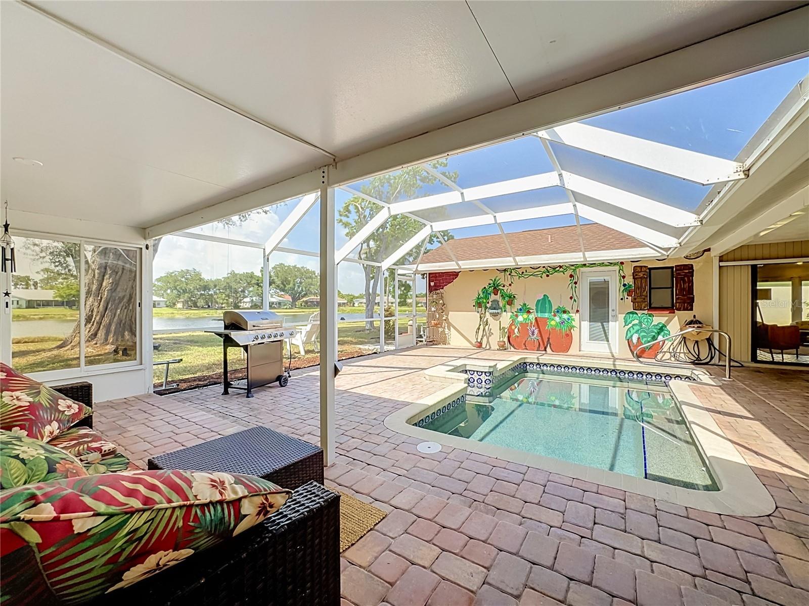 MEADOW RUN AT JACARANDA - Residential