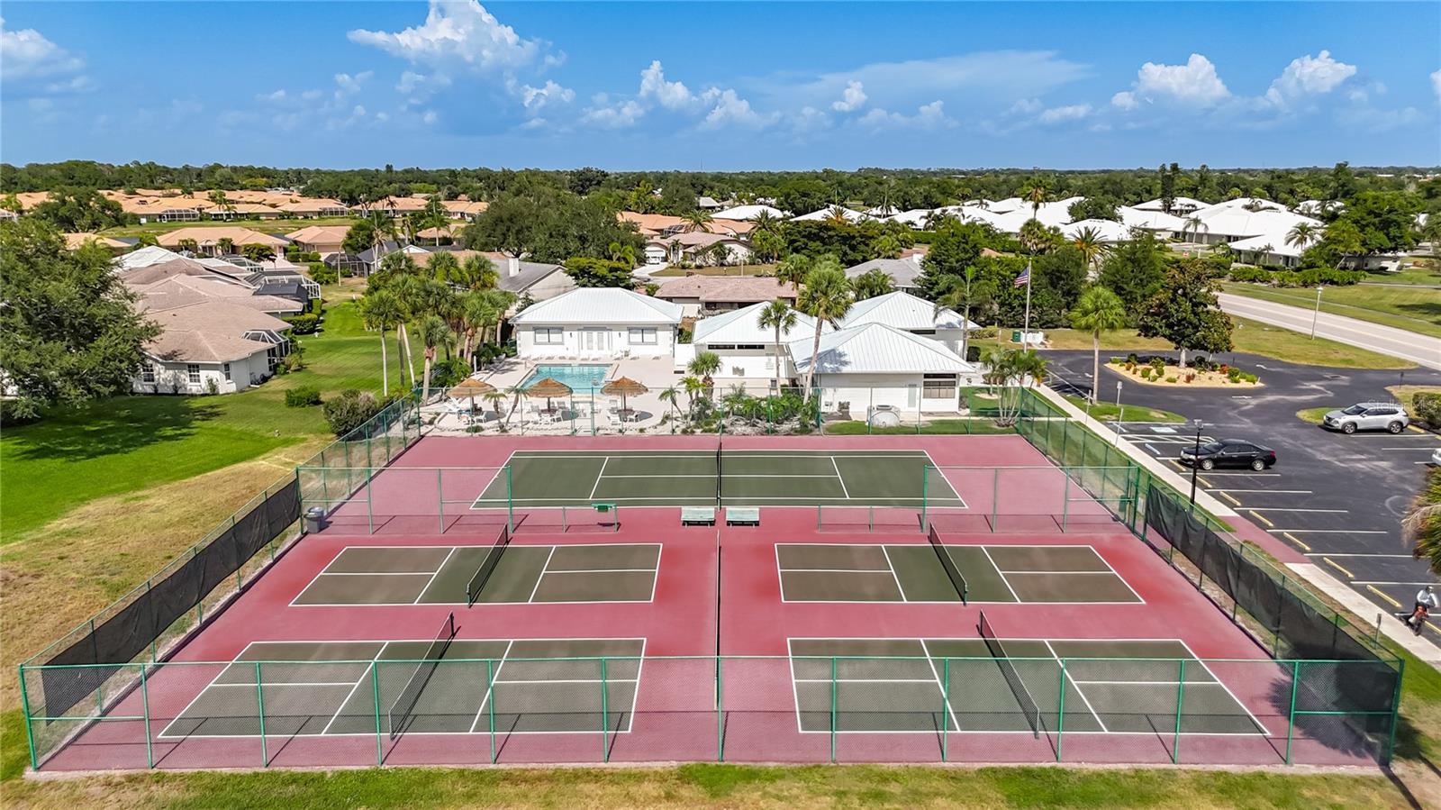 MEADOW RUN AT JACARANDA - Residential