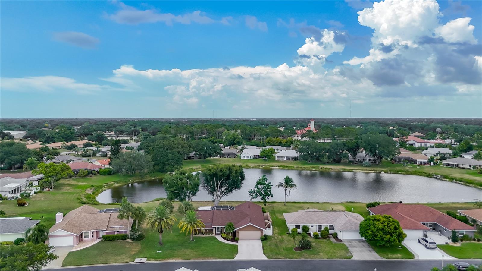 MEADOW RUN AT JACARANDA - Residential