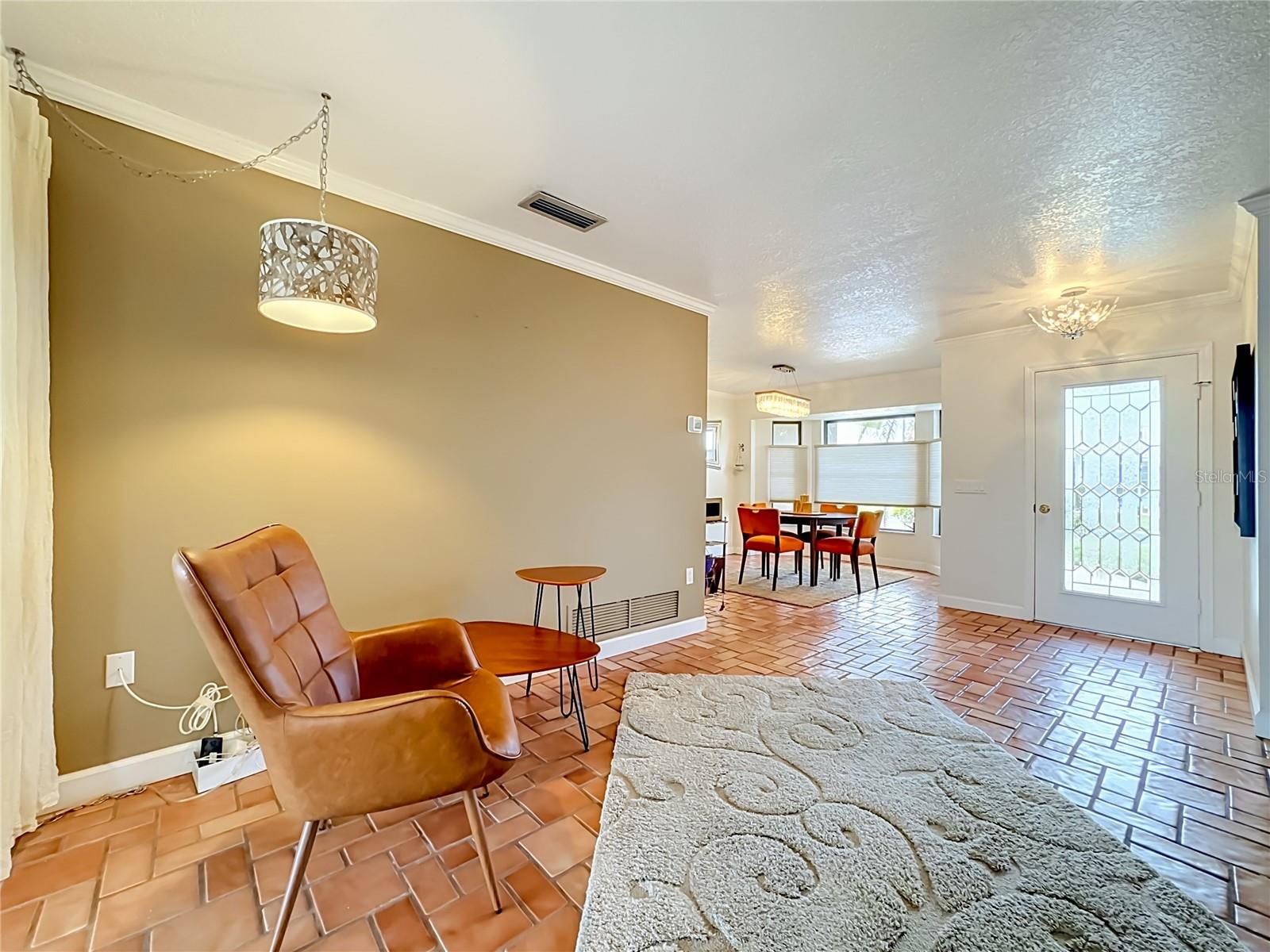 MEADOW RUN AT JACARANDA - Residential