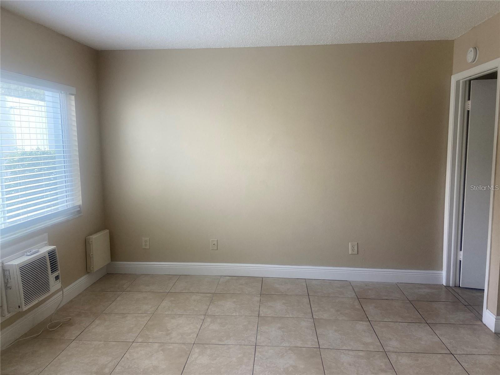 WATERSIDE CONDO II - Residential