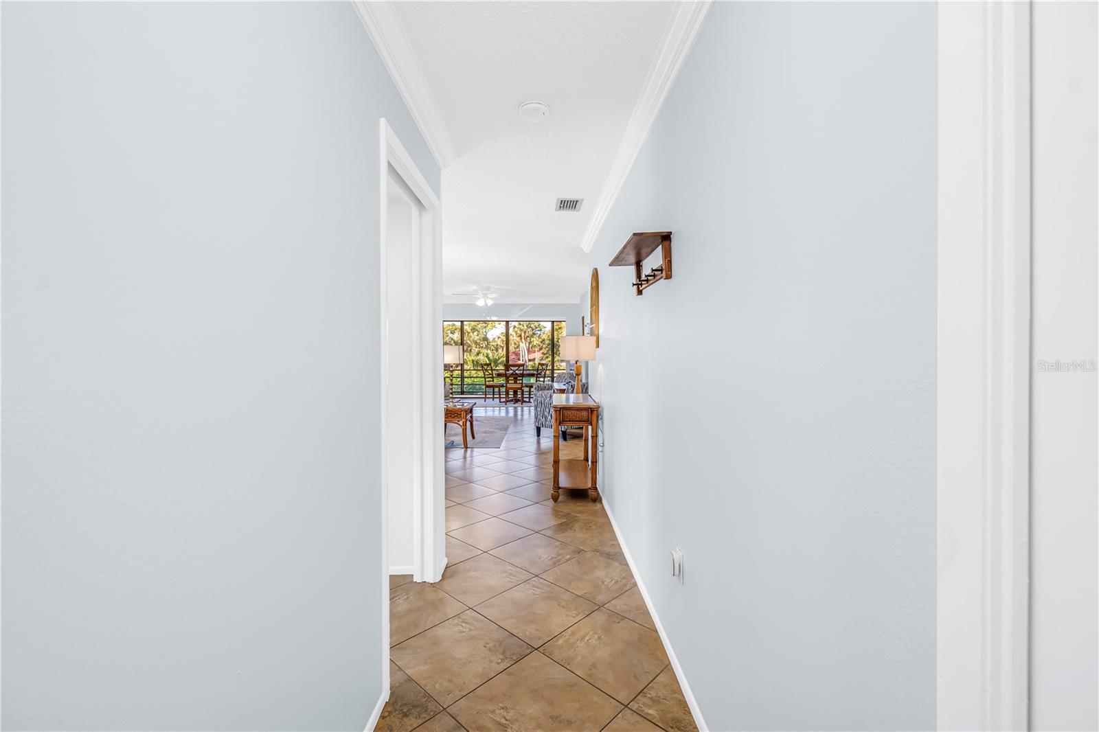 VALENCIA GARDEN - Residential
