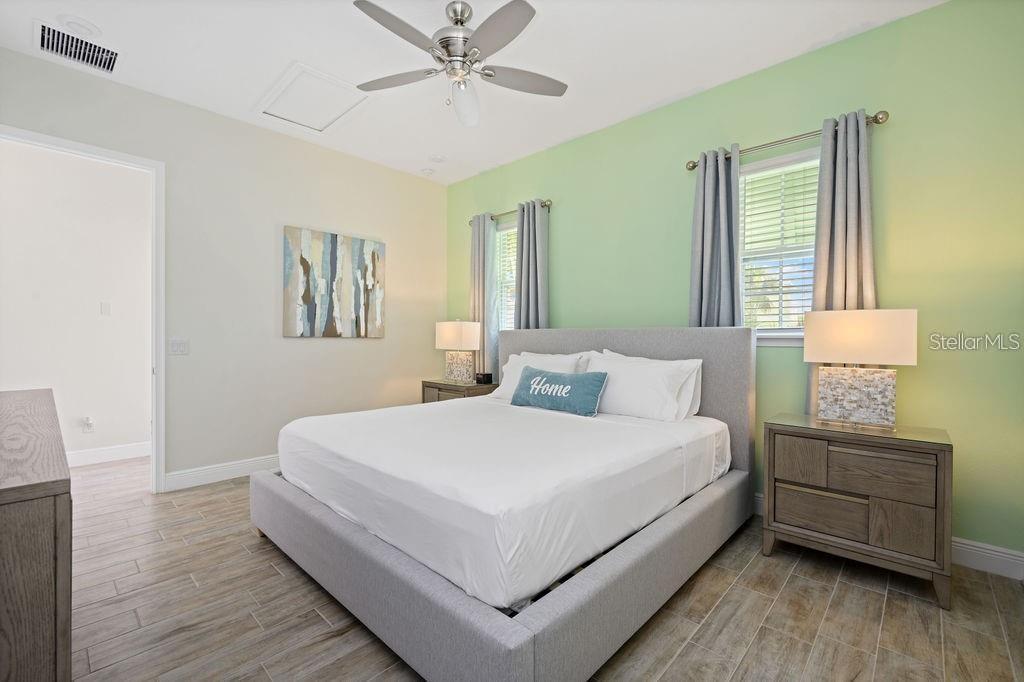 ROLLING OAKS - Residential