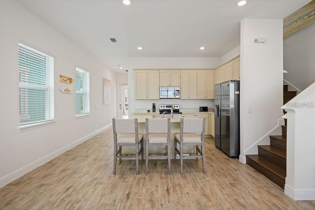 ROLLING OAKS - Residential