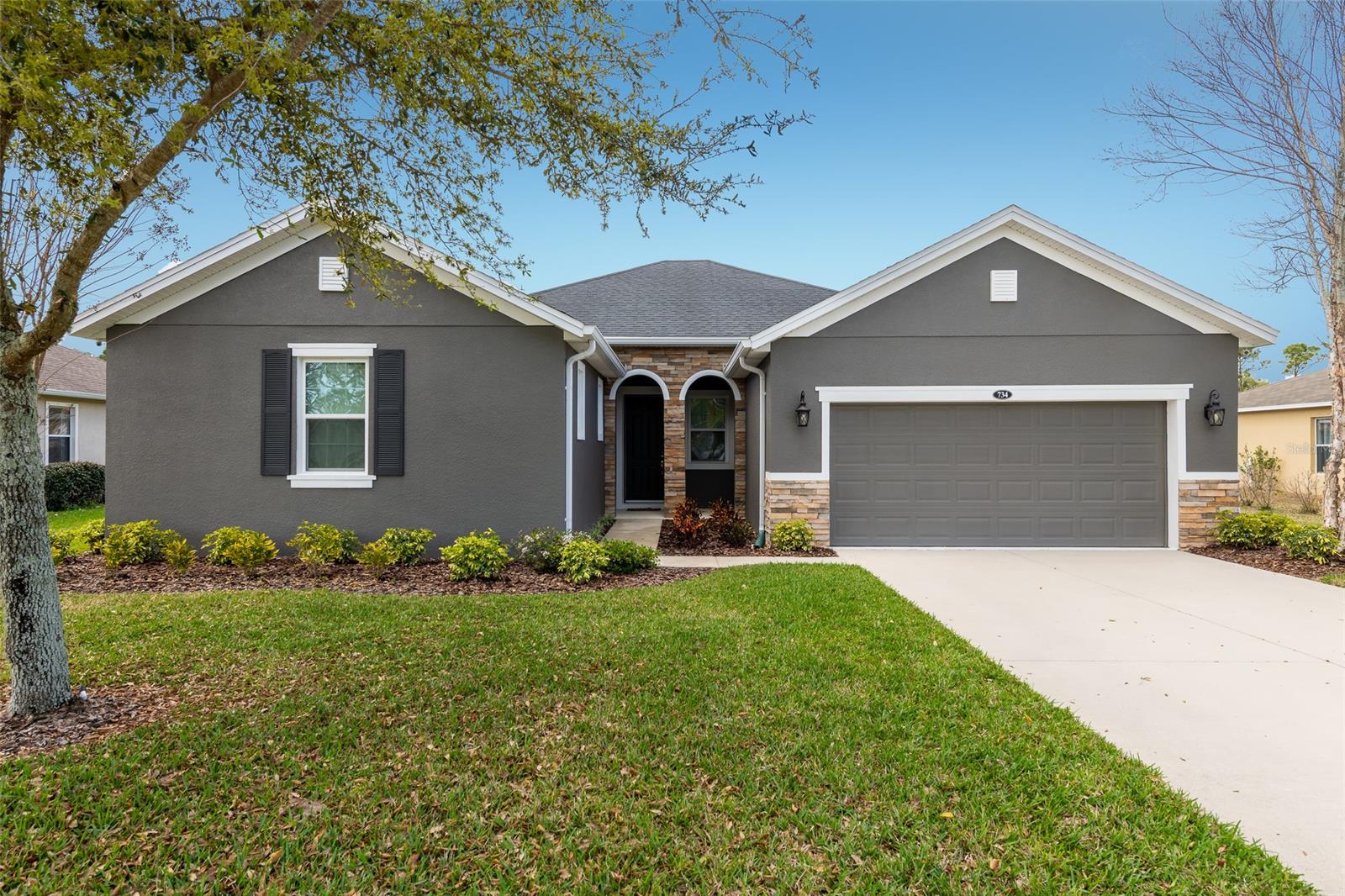 You will love this beautiful & spacious 3 Bedroom, 2 Bath home with Den/Office, Living Room & large Family Room & Dining Area. ;Water: City