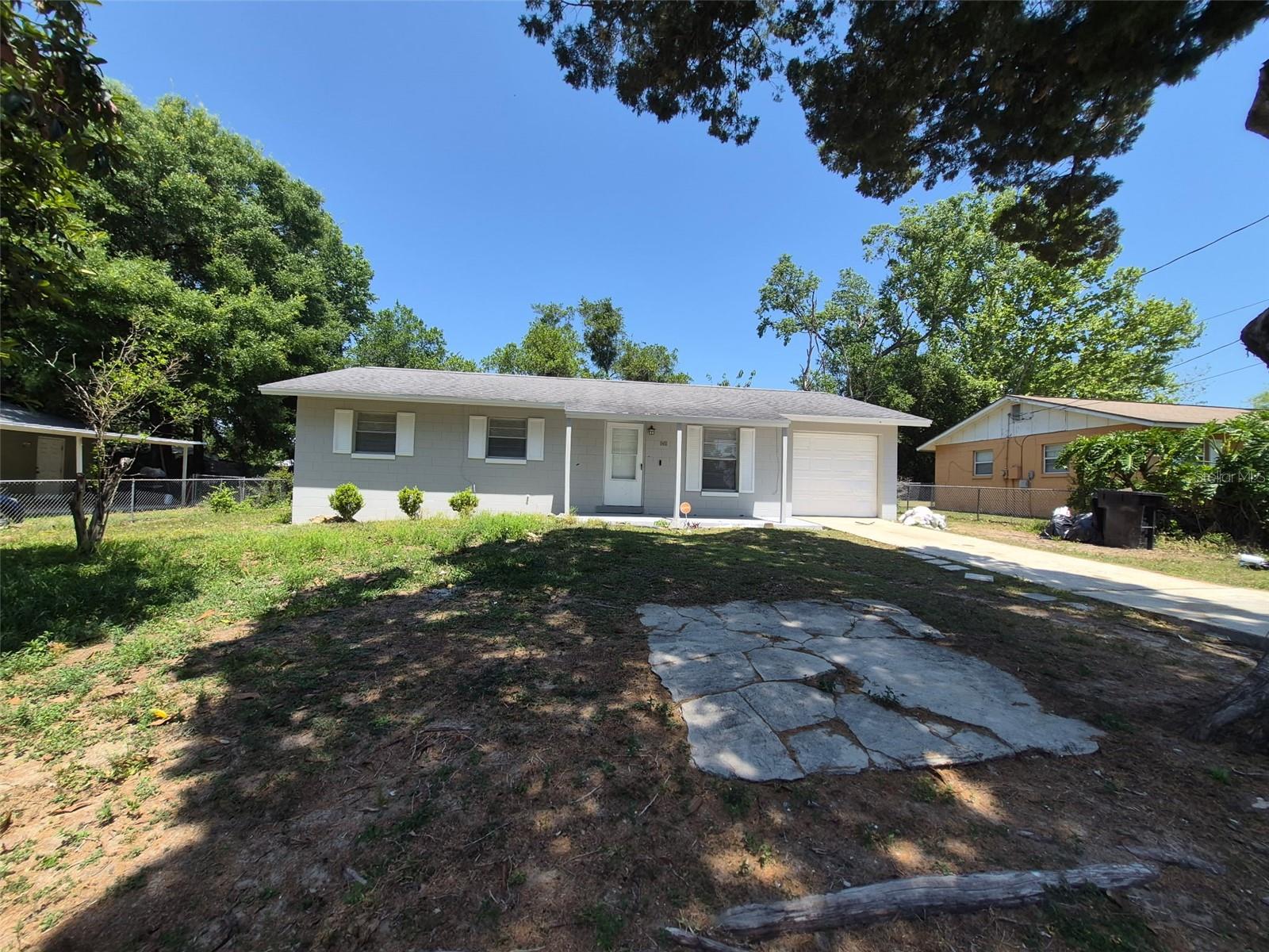 OCALA RDG UN 06 - Residential Lease
