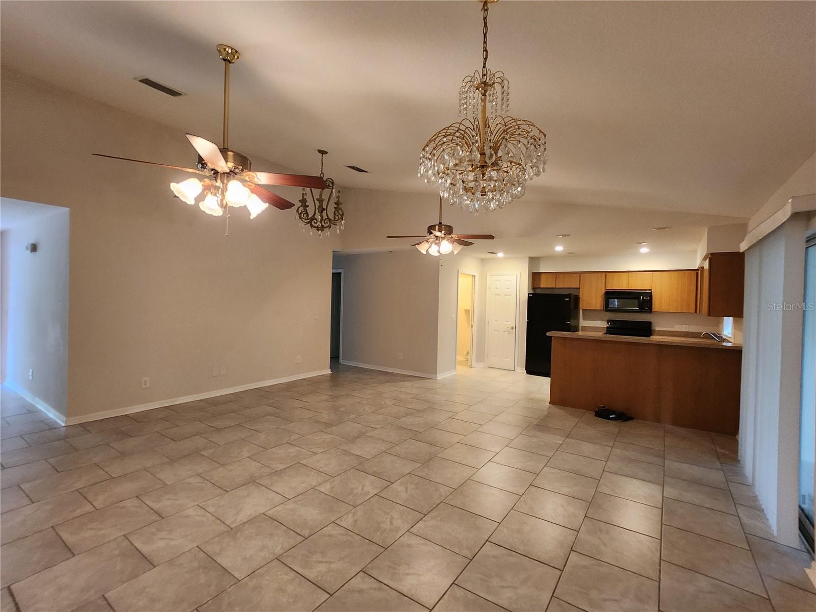 INVERNESS HIGHLANDS WEST - Residential