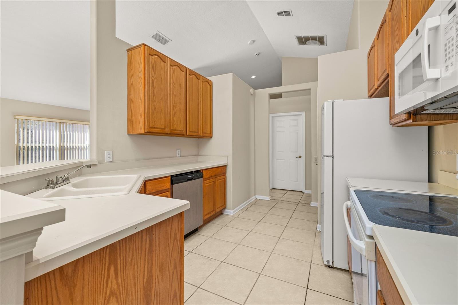 STONEHURST AT STONEFIELD - Residential