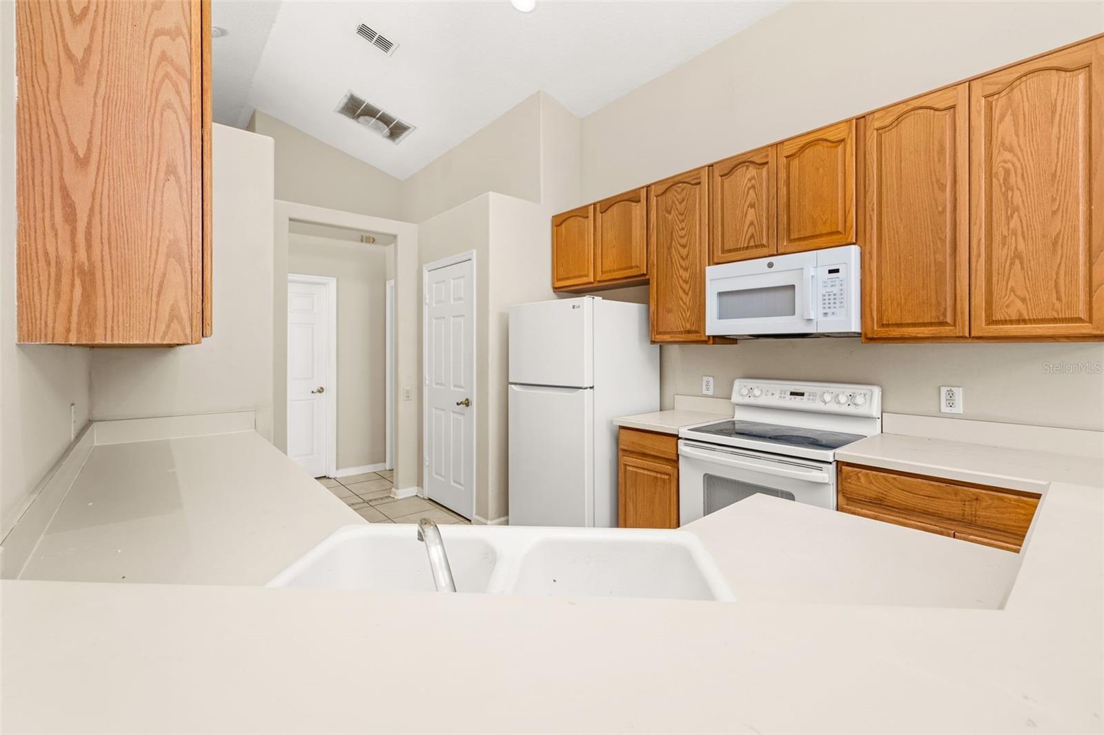 STONEHURST AT STONEFIELD - Residential