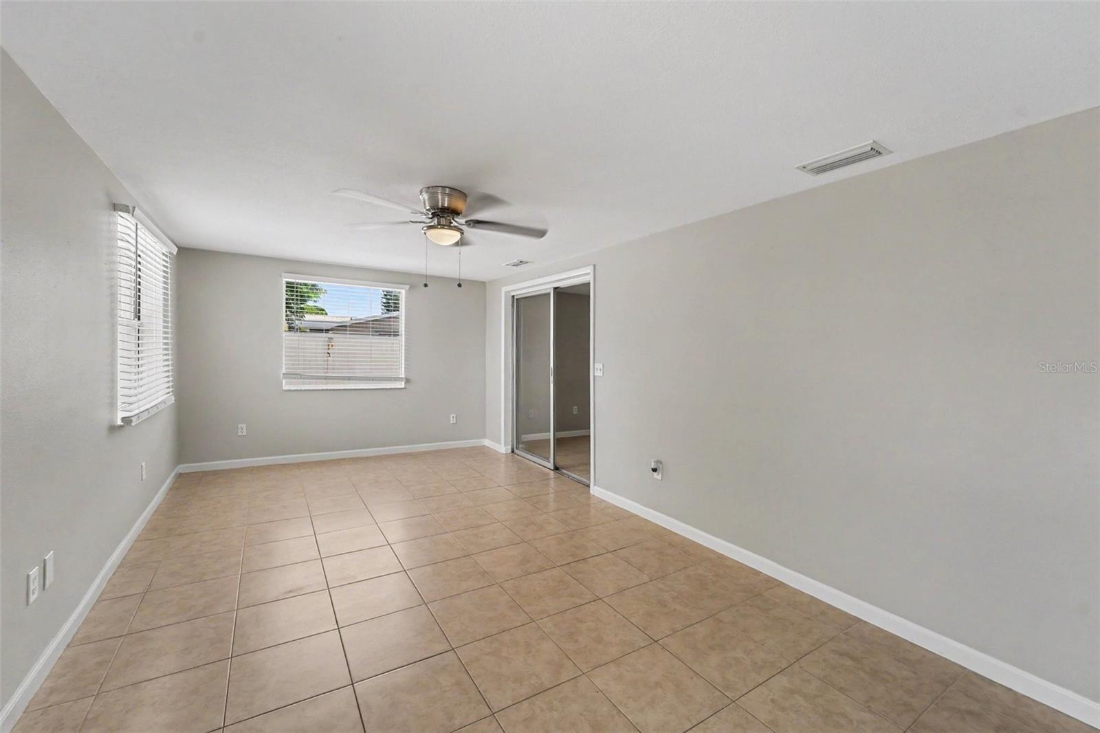 ALOHA GARDENS - Residential