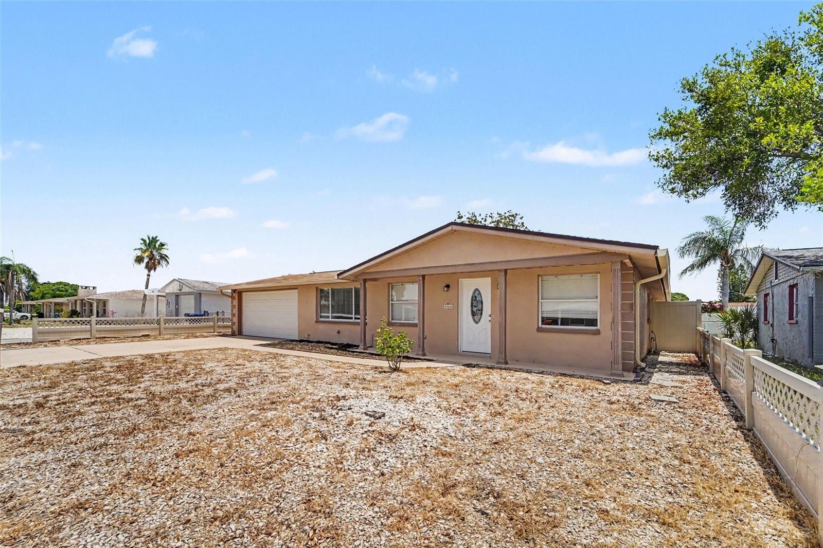 ALOHA GARDENS - Residential