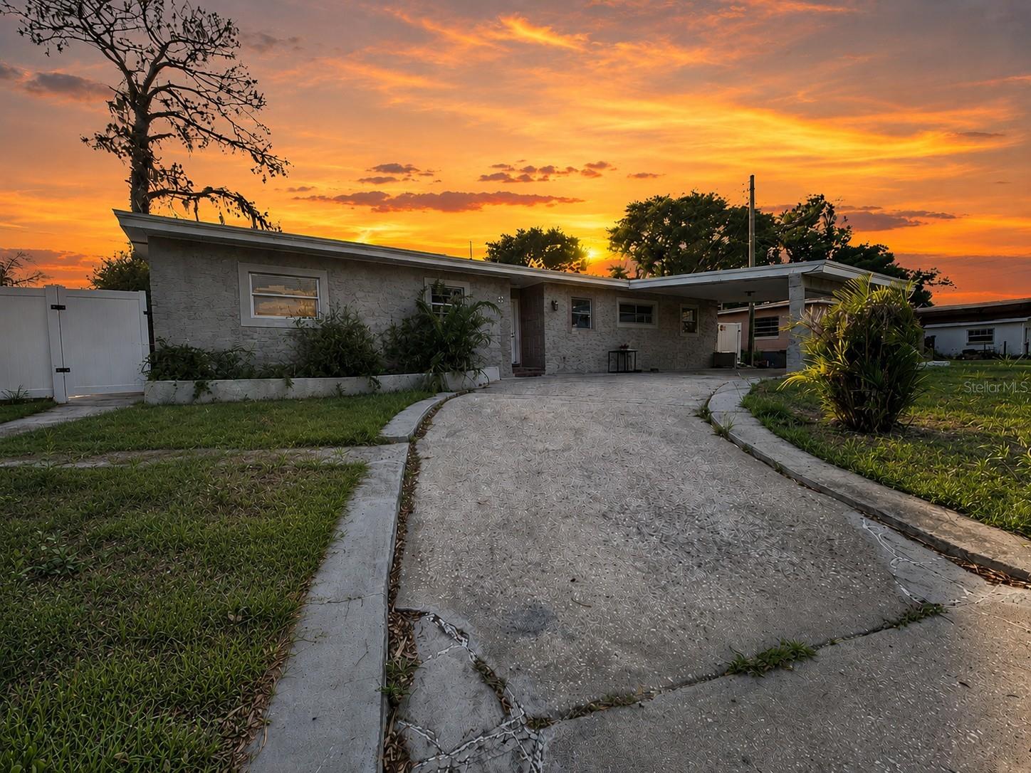 Investor/Handyman Special..!!! Tons of potential to turn this home into a stunning piece of property.

Roof installed 2023, new a/c installed into the added mother-in-law suite/efficiency in 2024, new PVC fence added in 2026, new electrical panel added in 2025.

Call me with any questions