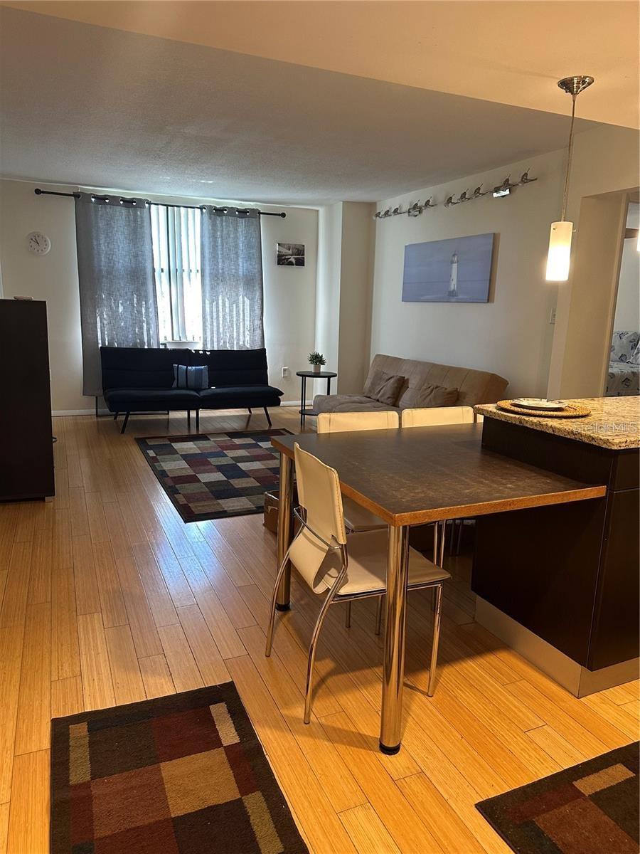 LAKESIDE CROSSING CONDO - Residential