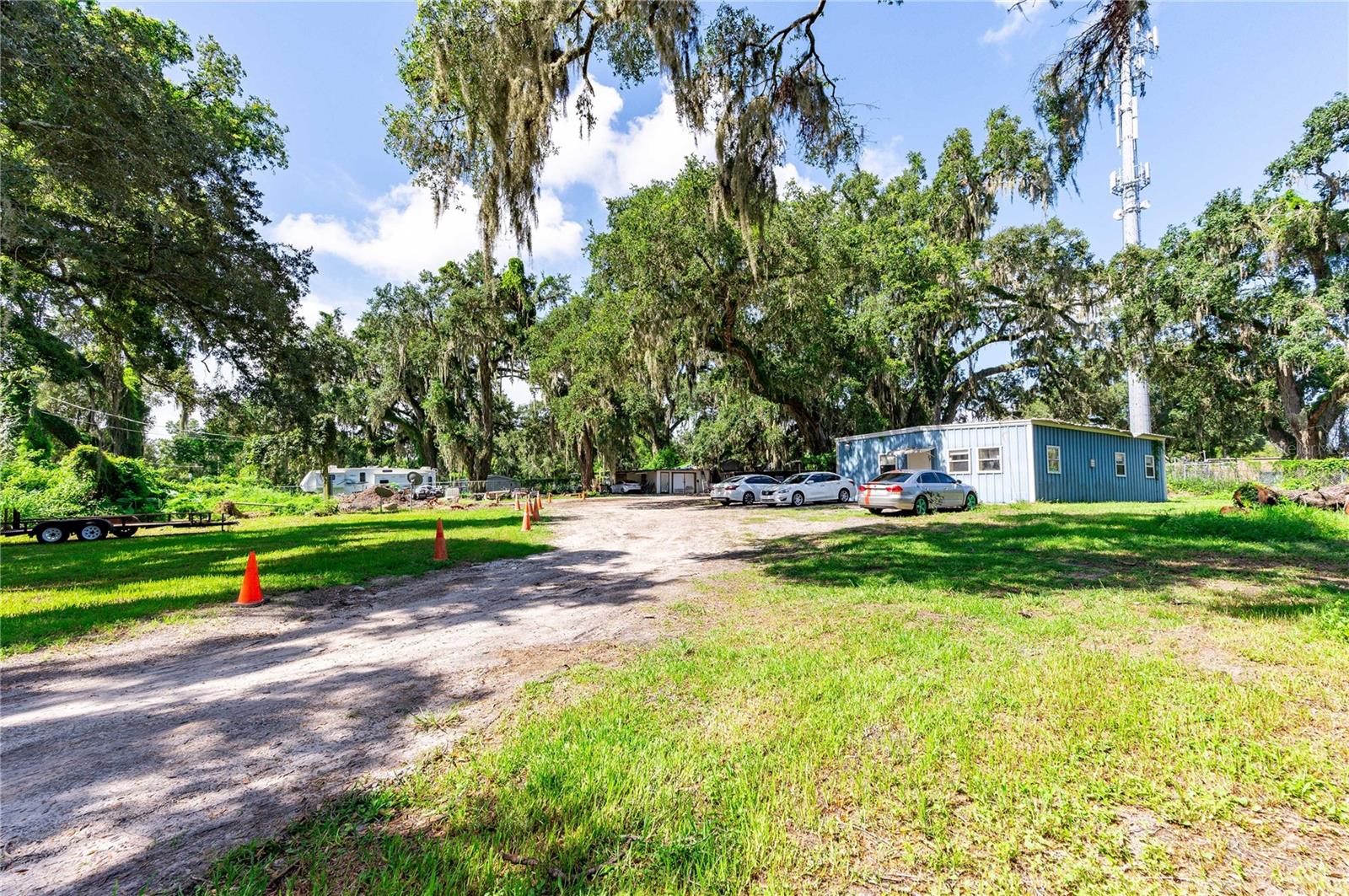 SEFFNER - Commercial Sale