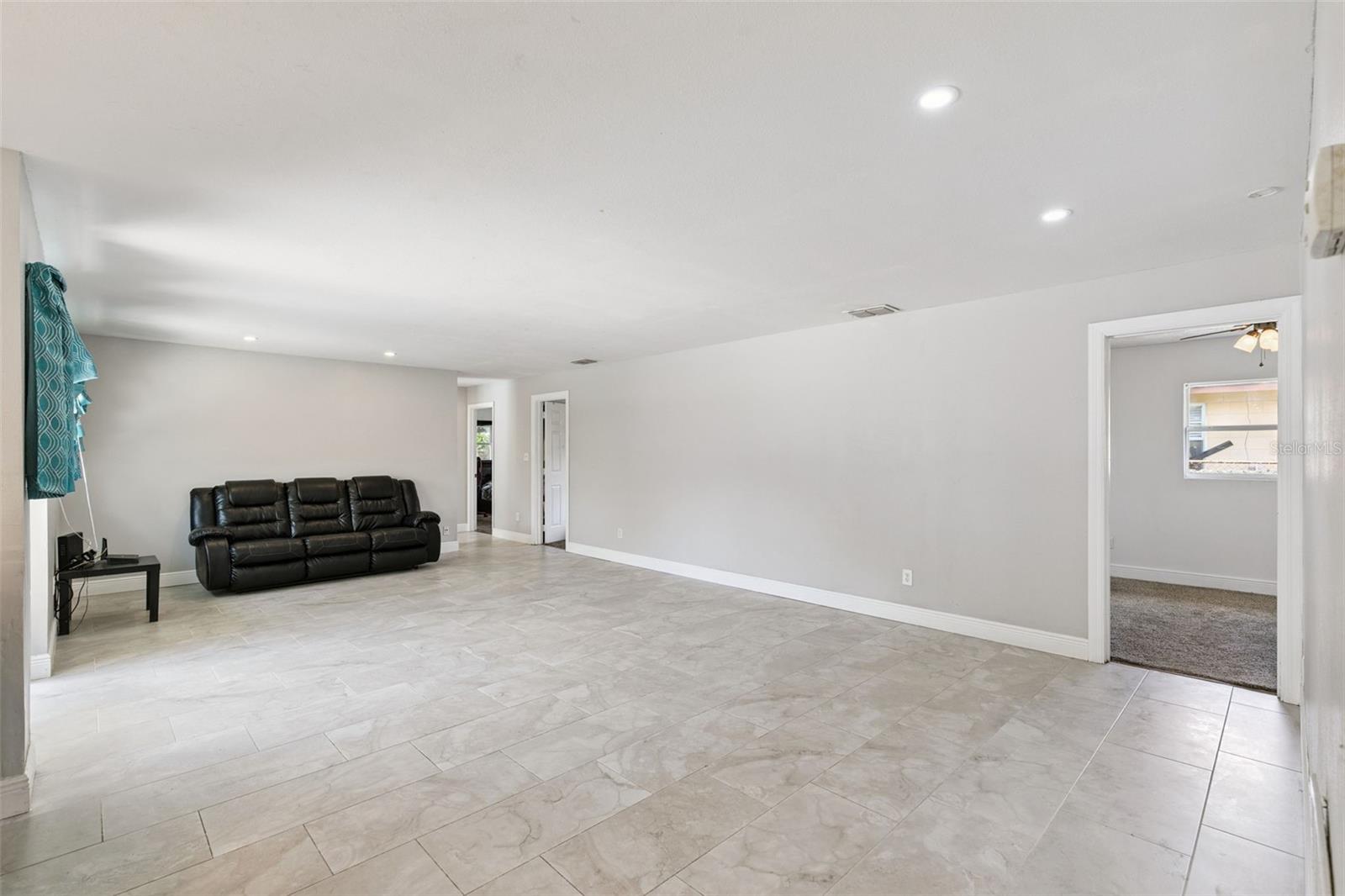 PARK MANOR ESTATES - Residential