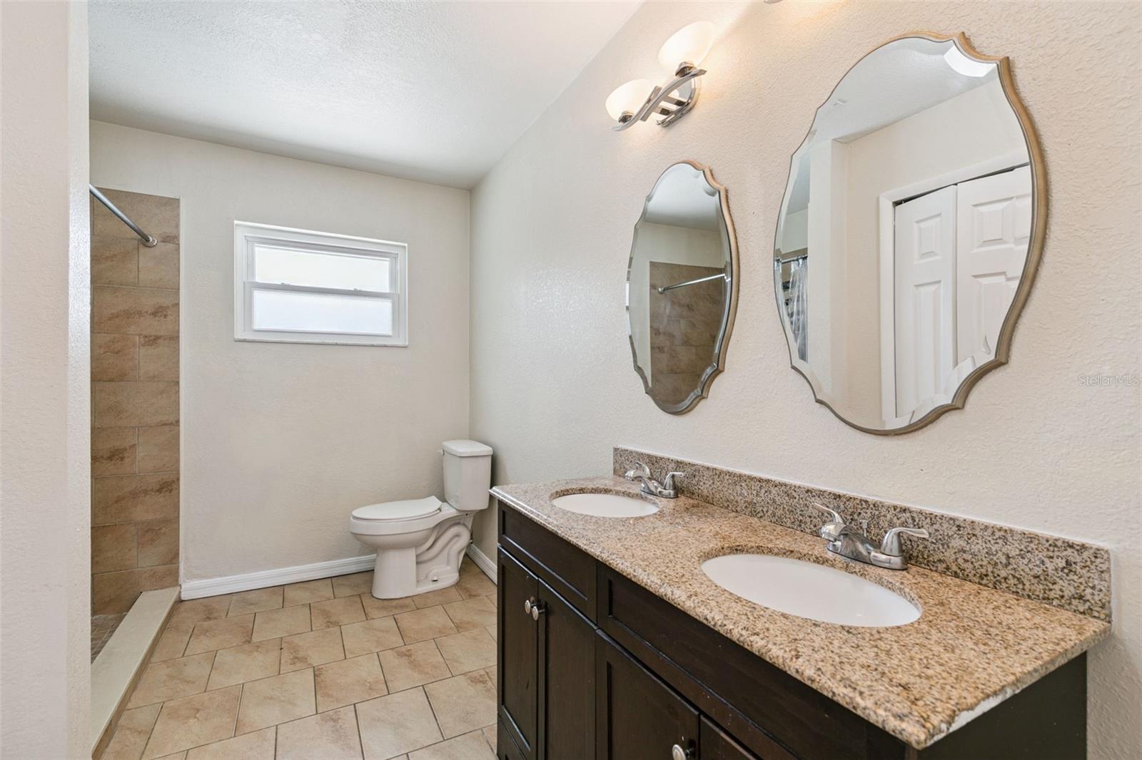 PARK MANOR ESTATES - Residential