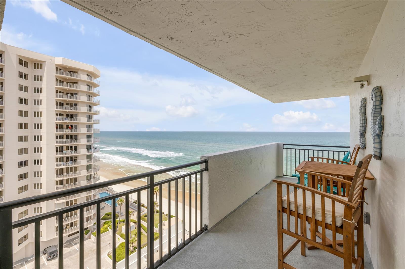 OCEAN 01 CONDO - Residential
