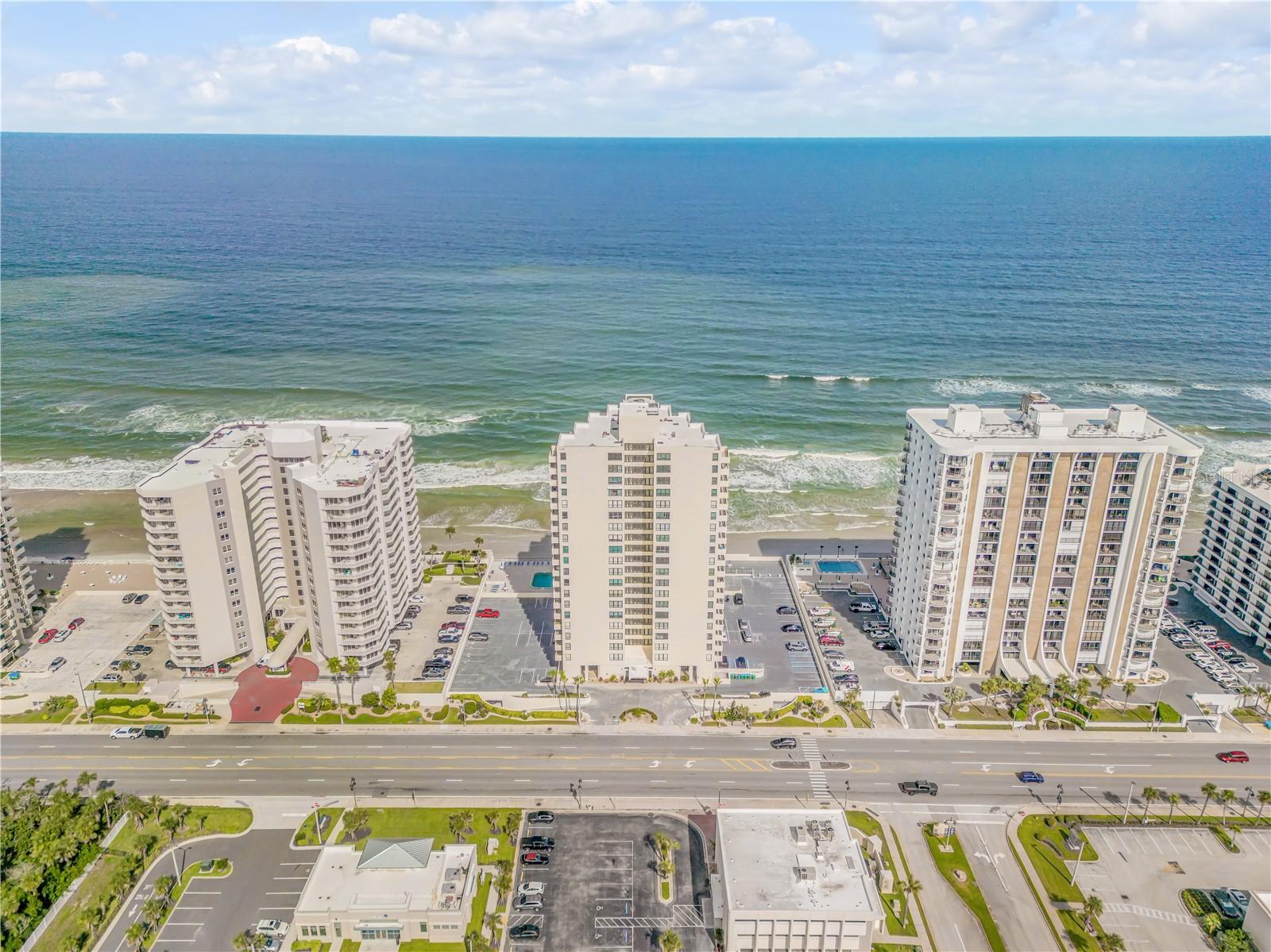 OCEAN 01 CONDO - Residential