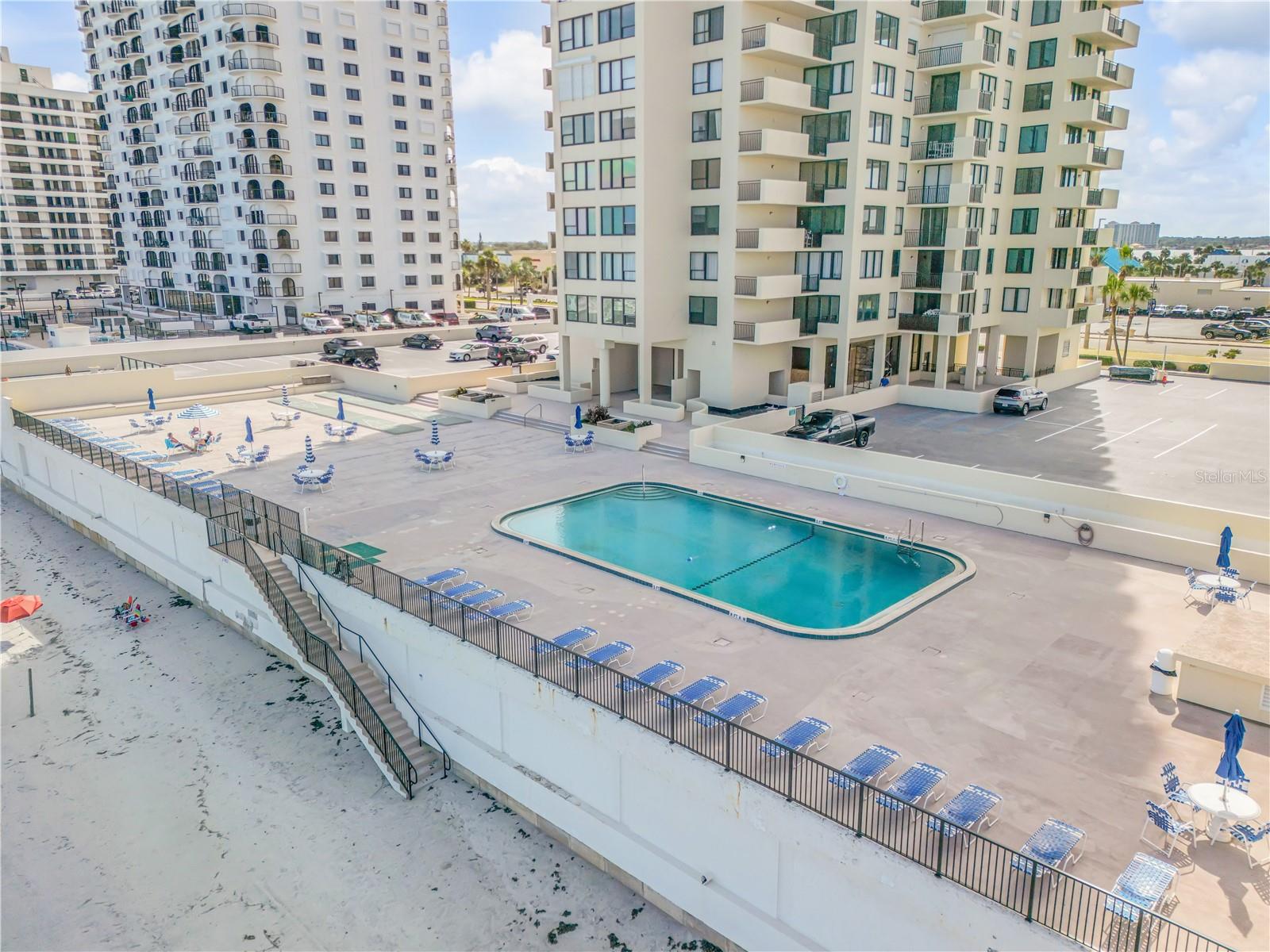 OCEAN 01 CONDO - Residential