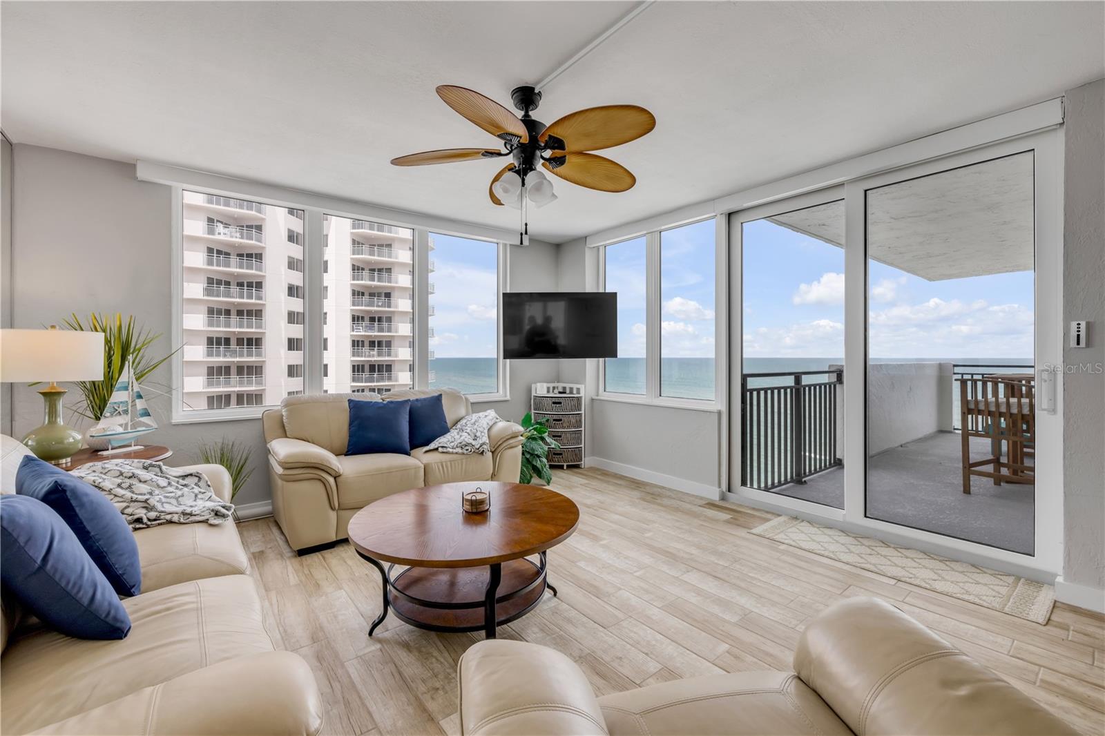 OCEAN 01 CONDO - Residential