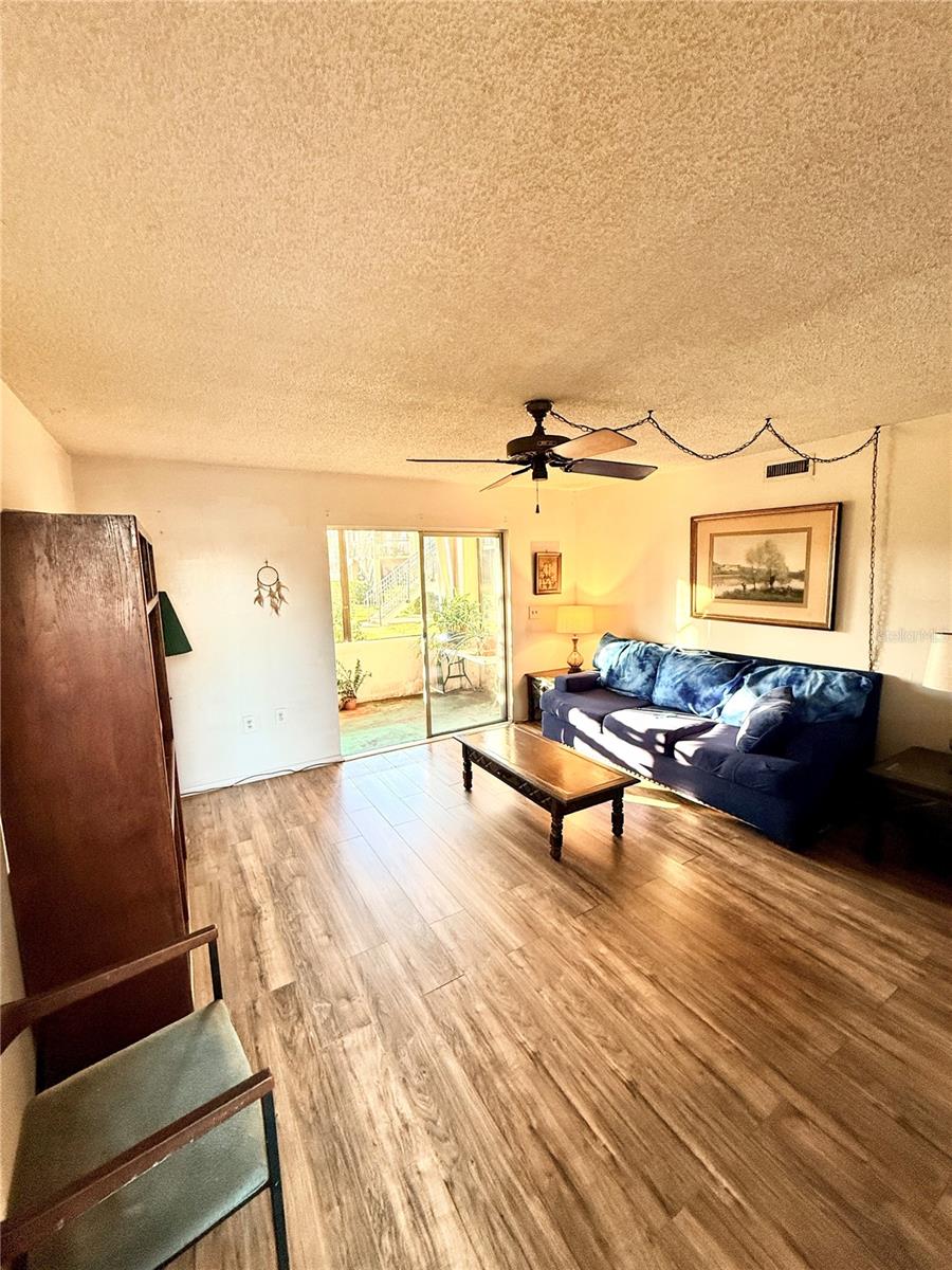 ASHWOOD CONDO - Residential