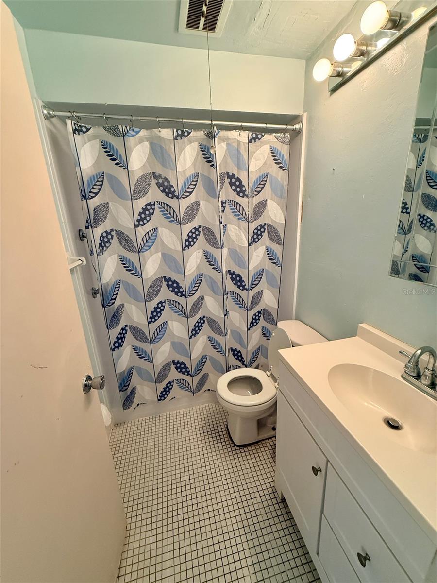 ASHWOOD CONDO - Residential