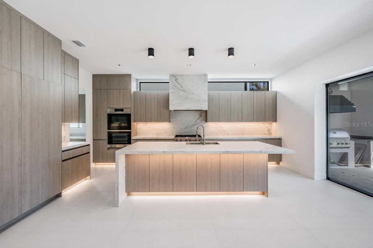 BEACH PARK ANNEX - Residential