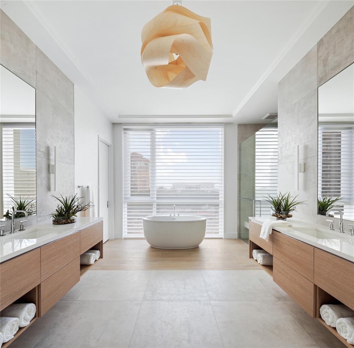 EN POINTE - Residential