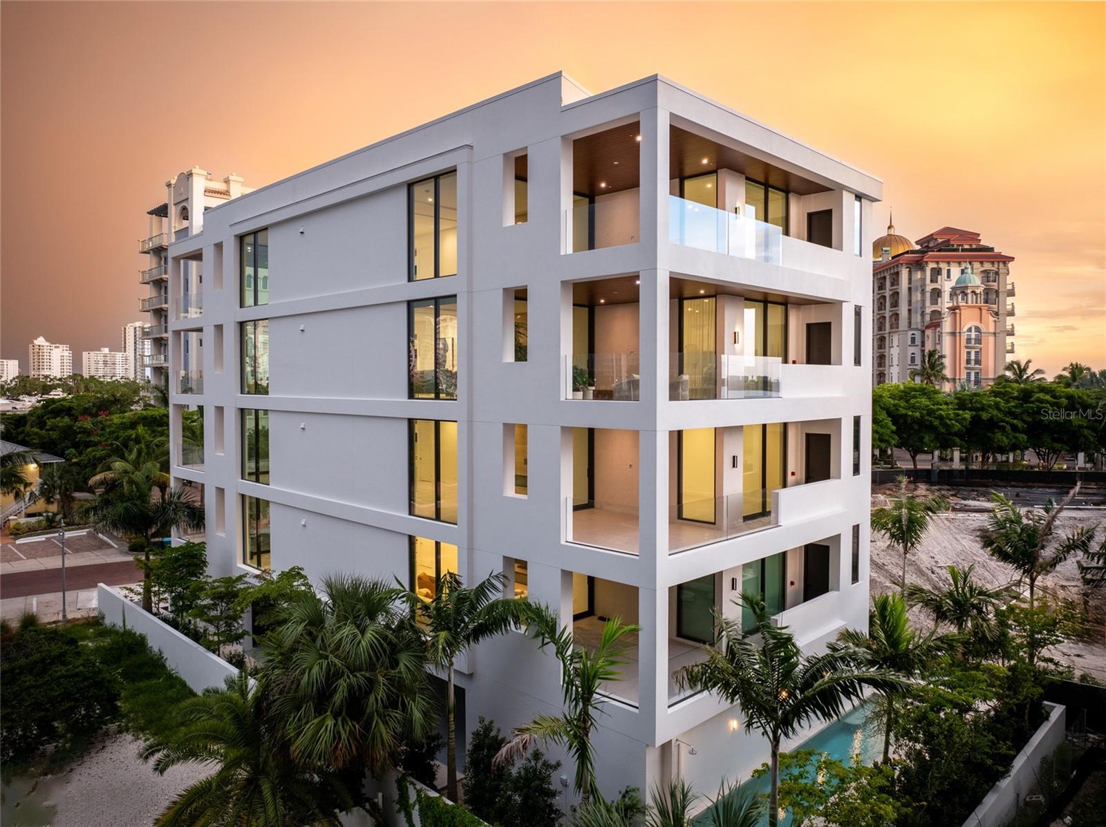EN POINTE - Residential