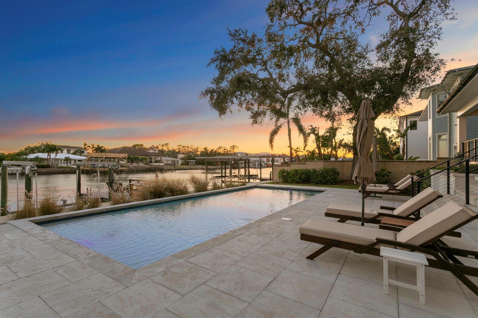 SUNSET PARK ISLES UNIT 2 - Residential