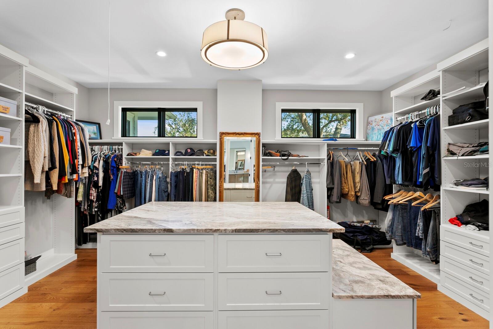 SUNSET PARK ISLES UNIT 2 - Residential