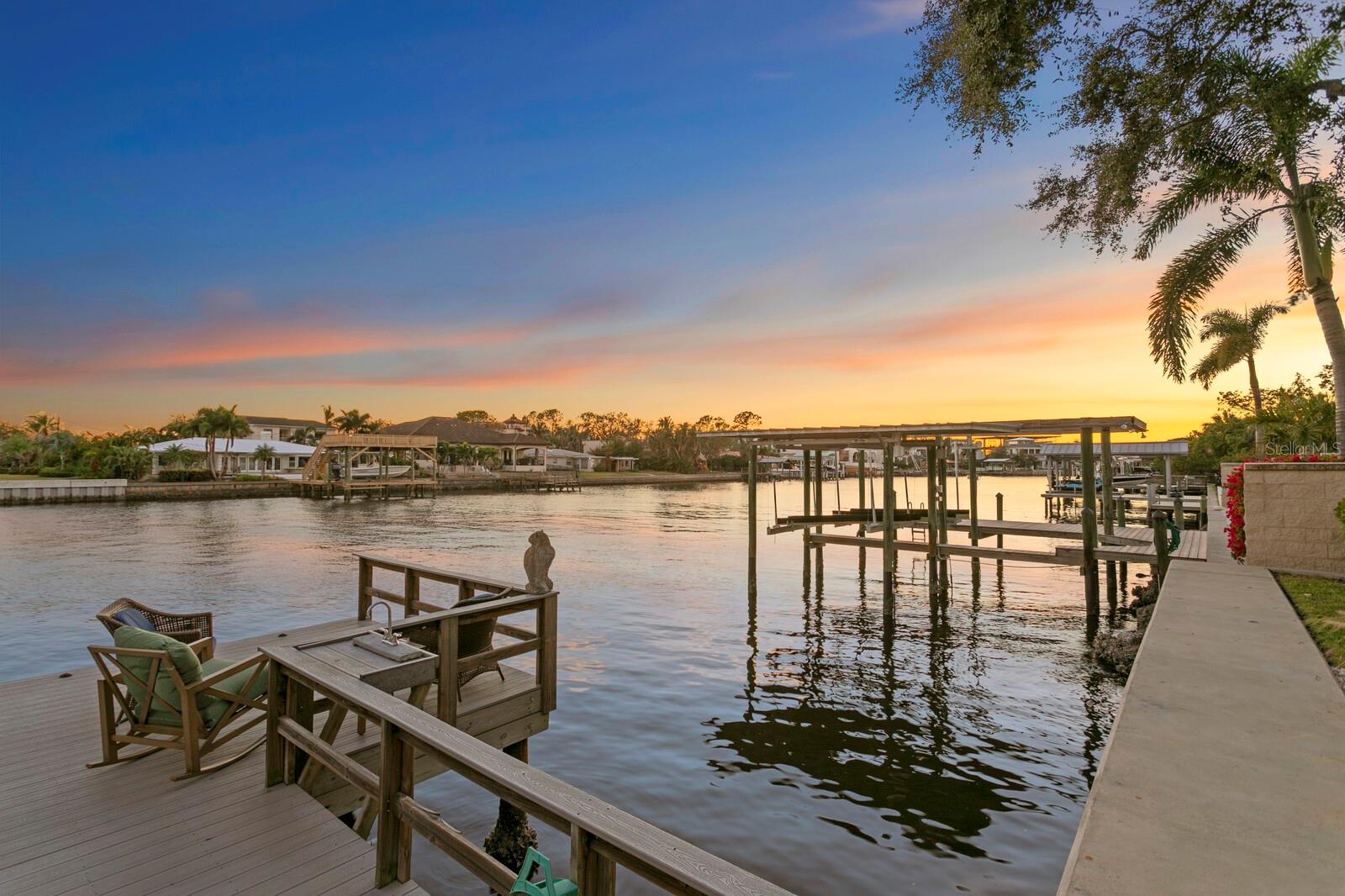 SUNSET PARK ISLES UNIT 2 - Residential