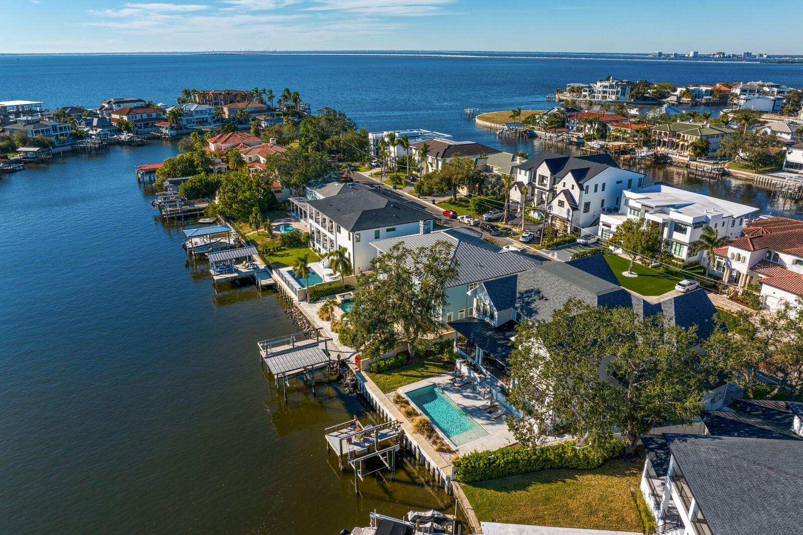 SUNSET PARK ISLES UNIT 2 - Residential