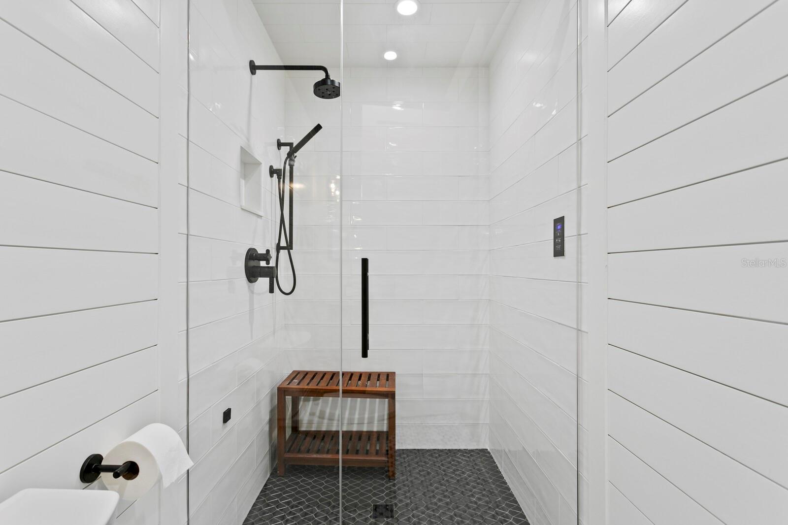 SUNSET PARK ISLES UNIT 2 - Residential