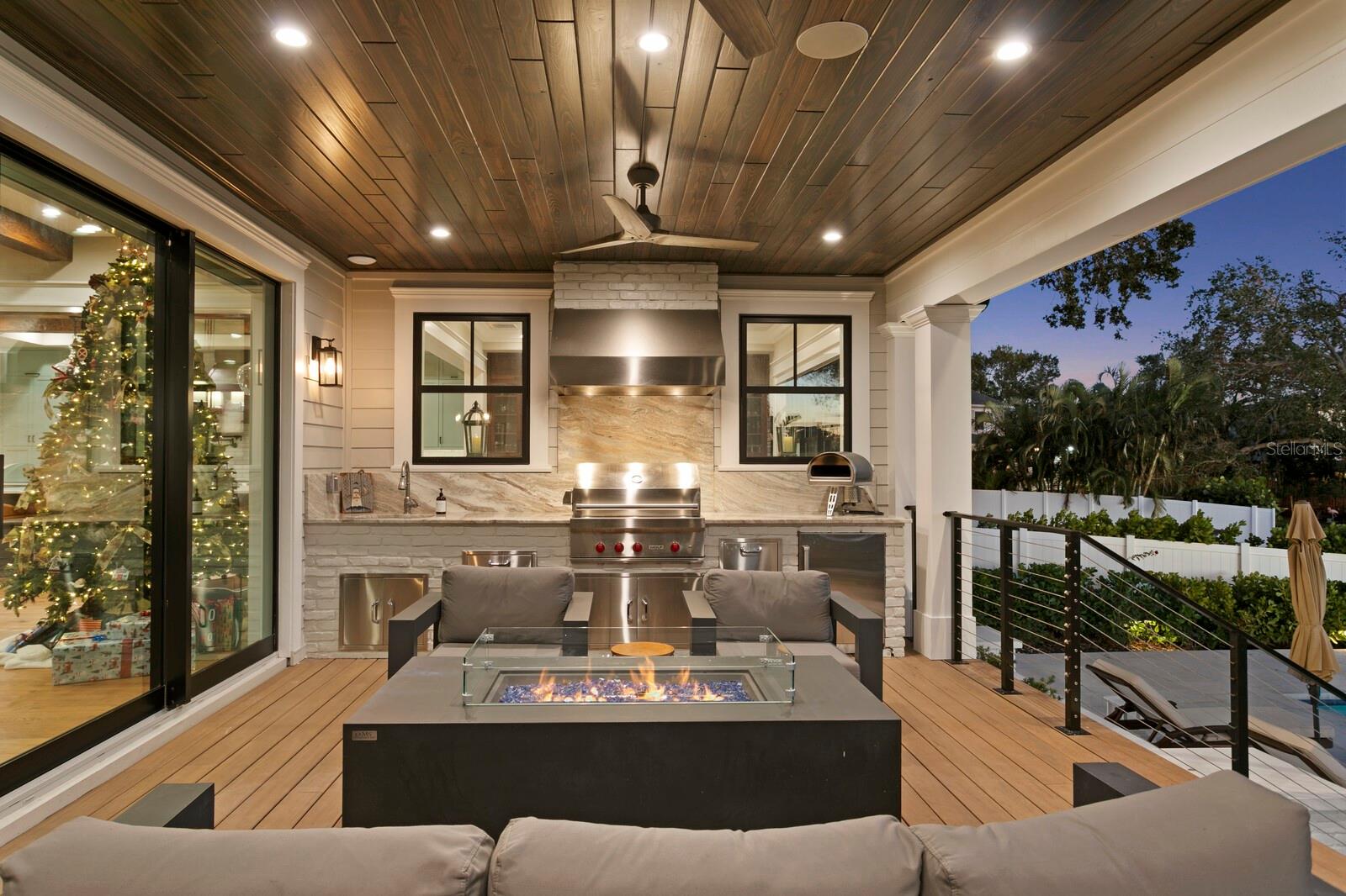 SUNSET PARK ISLES UNIT 2 - Residential