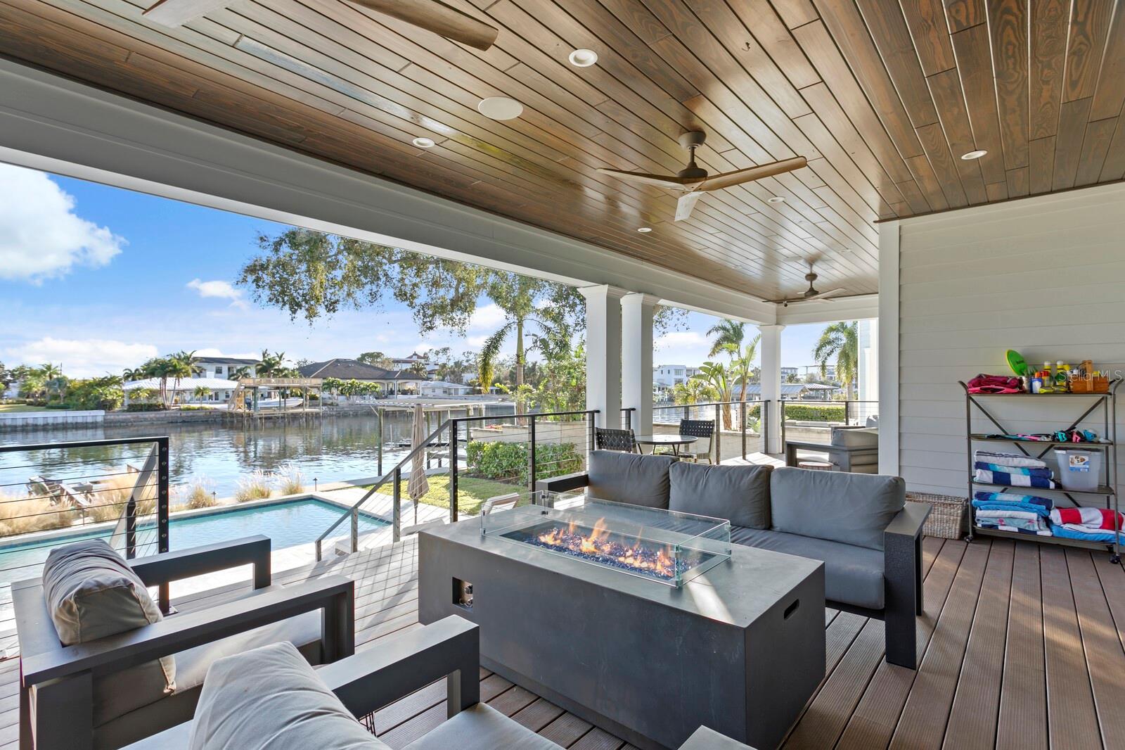 SUNSET PARK ISLES UNIT 2 - Residential