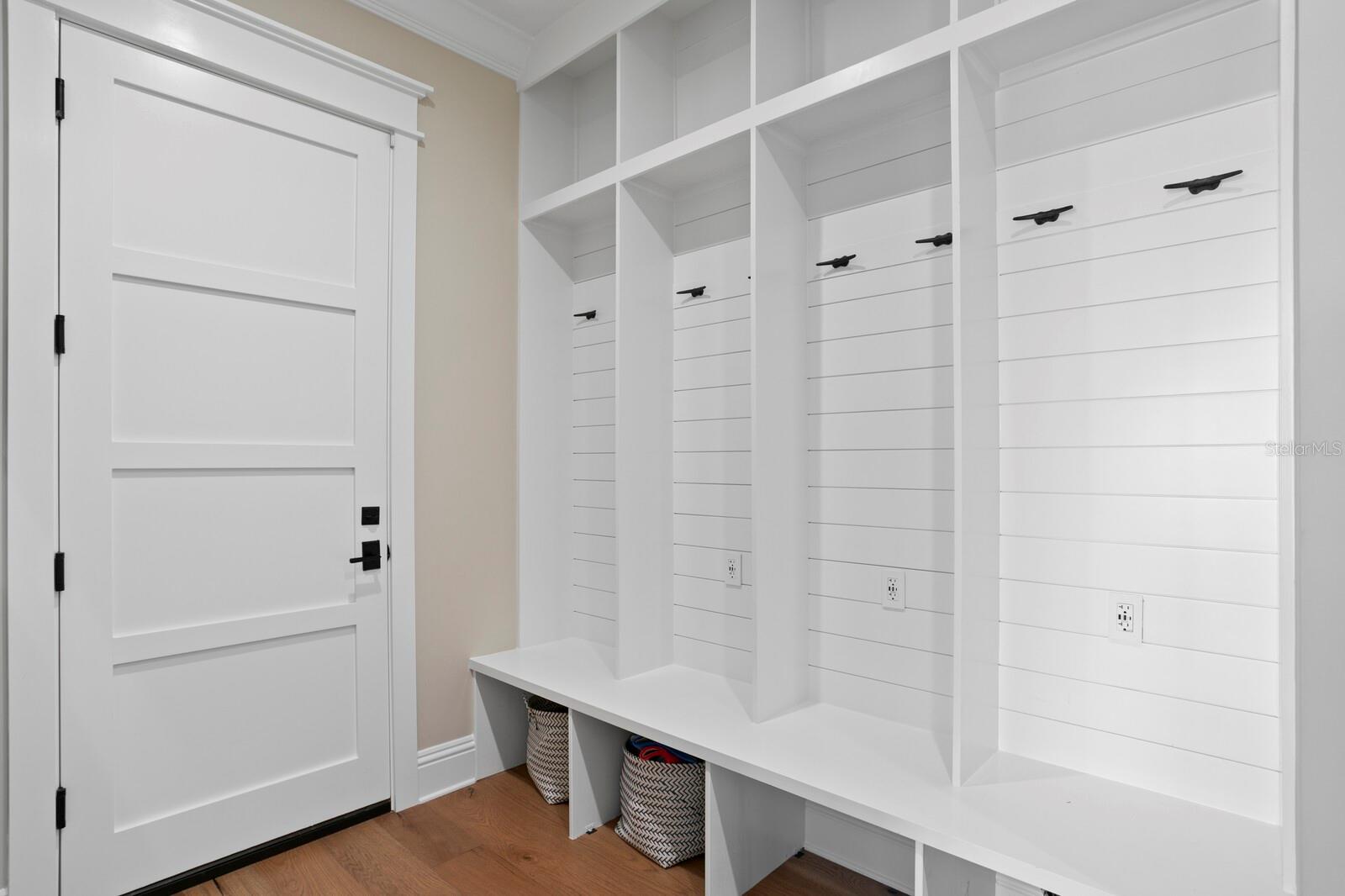 SUNSET PARK ISLES UNIT 2 - Residential
