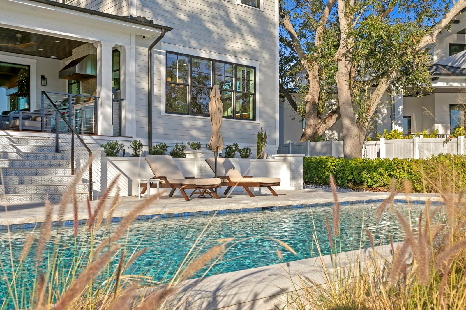 SUNSET PARK ISLES UNIT 2 - Residential