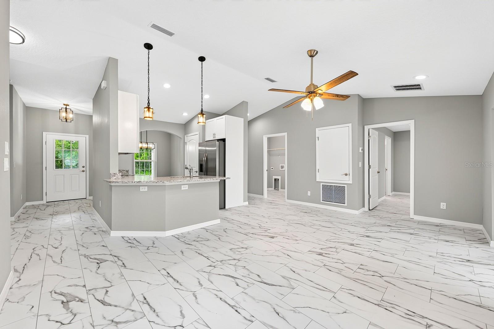 SILVER SPGS SHORES - Residential