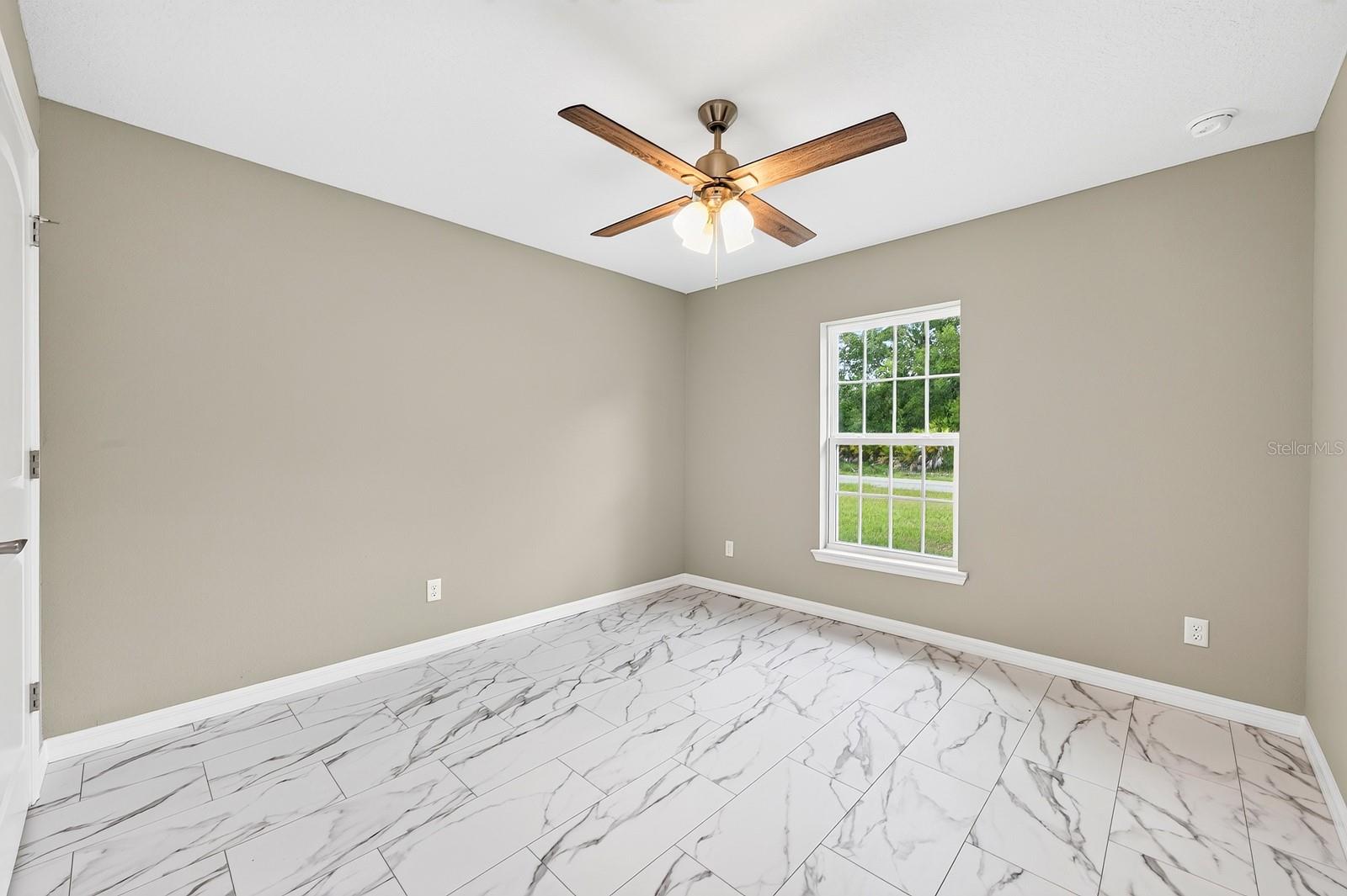 SILVER SPGS SHORES - Residential