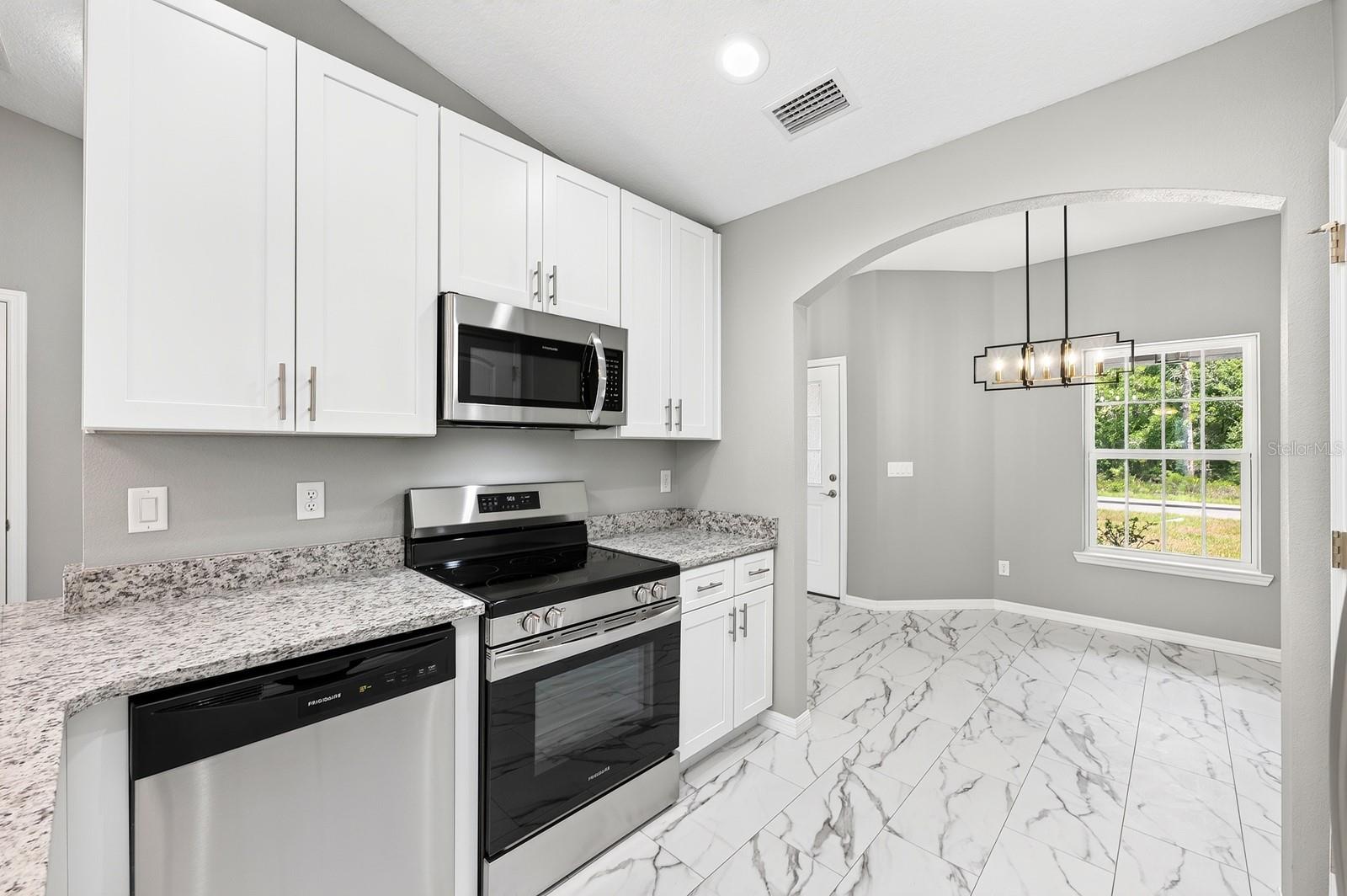 SILVER SPGS SHORES - Residential